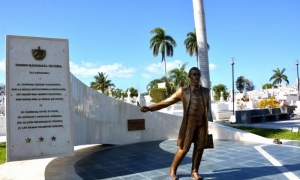 Cementerio Santa Ifigenia en Santiago de Cuba. Monumento a Perucho Figueredo
