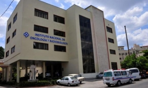Bloqueo de EEUU impide adquisición de equipamiento oncológico en Cuba.